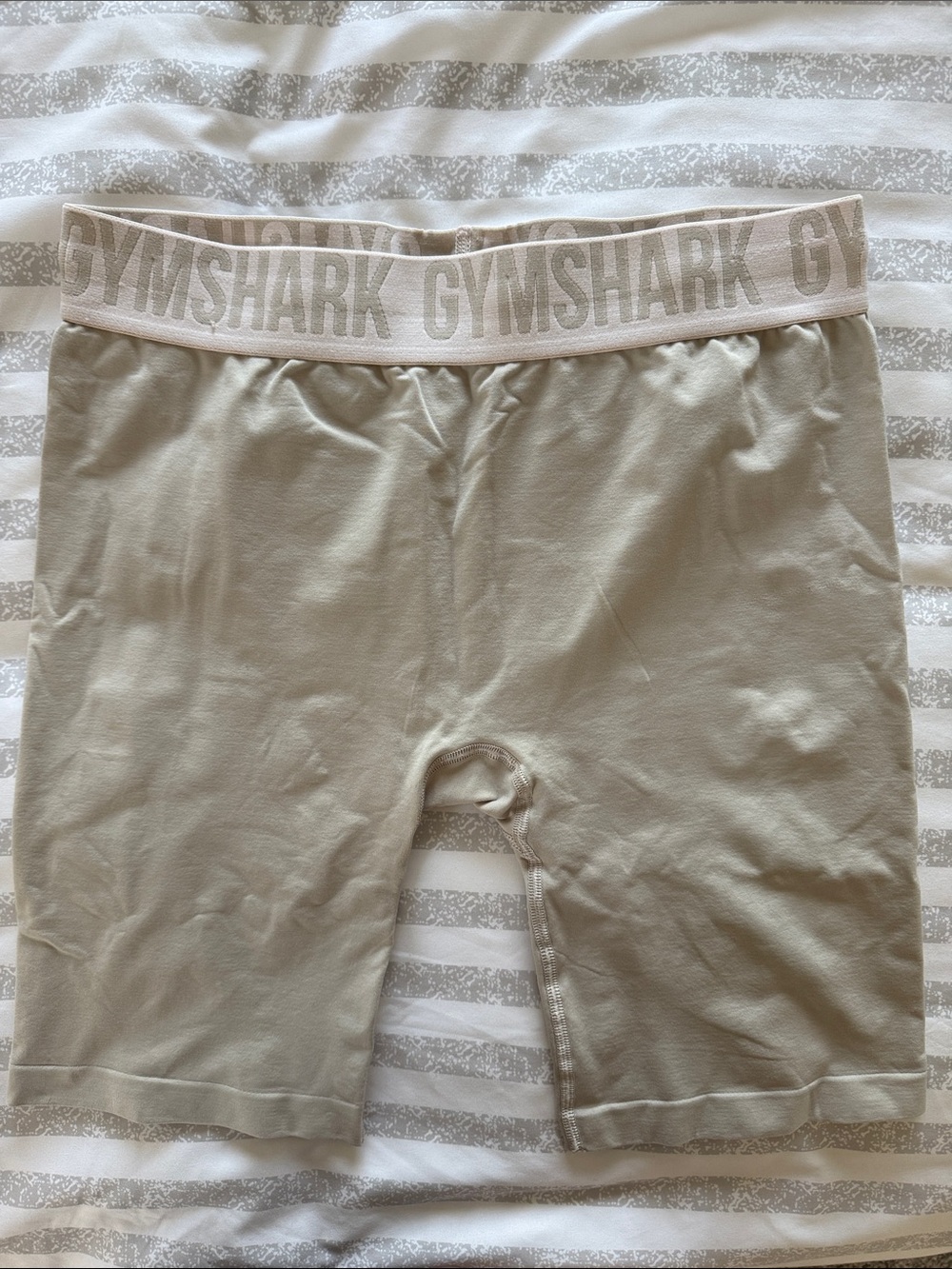 Gymshark Seamless High-Waist Biker Shorts in Light Beige